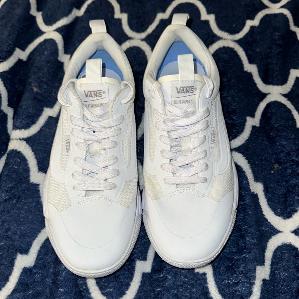 Vans Range EXP Low-Top Sneaker - Women's 7.5/ White